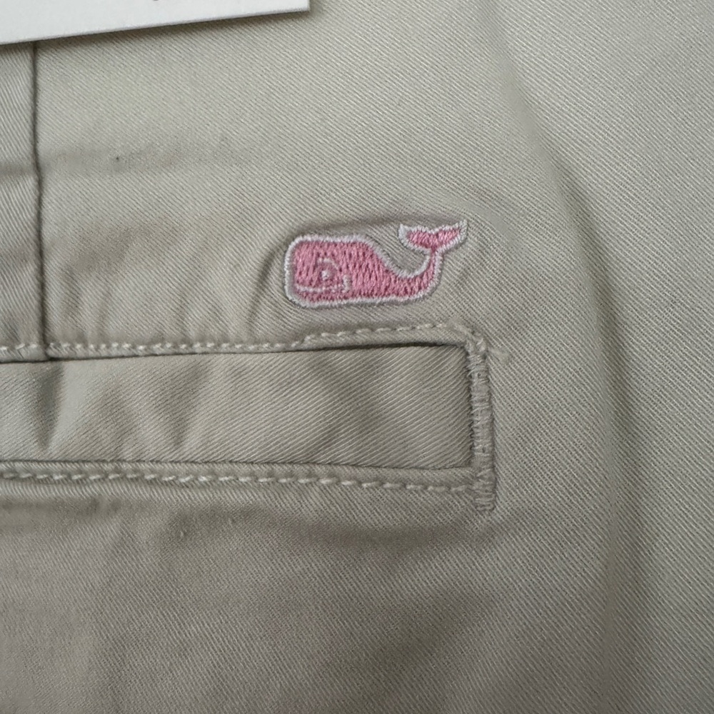 Vineyard Vines Dayboat Classic Khaki shorts size 10 NWT! - Picture 7 of 9